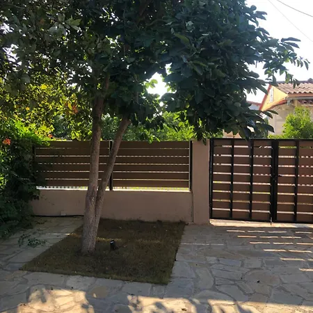 Skioni Garden Casa *