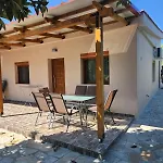 Skioni Garden Casa