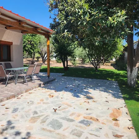 Skioni Garden Casa Feriehus Nea Skioni