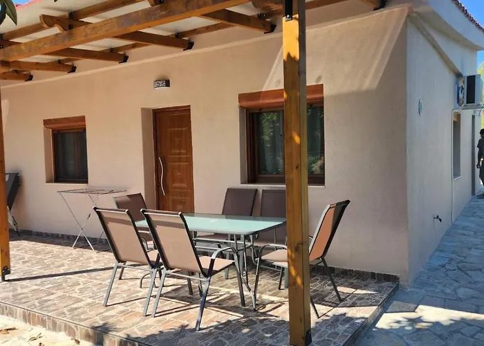 Skioni Garden Casa