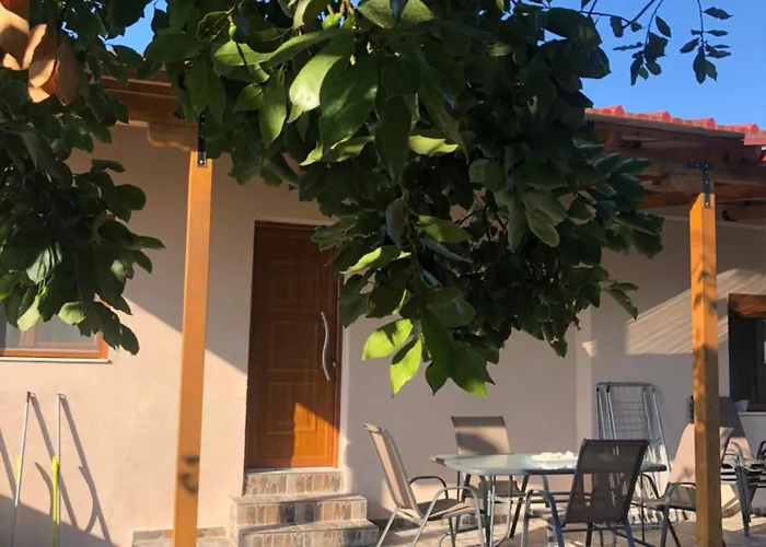 Skioni Garden Casa
