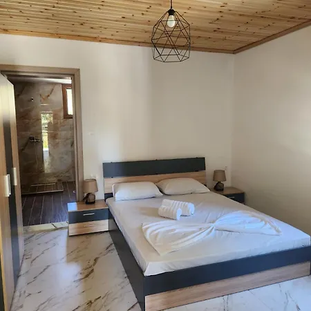 Nyaraló Skioni Garden Casa *