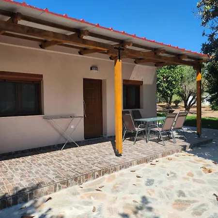 Skioni Garden Casa Nyaraló