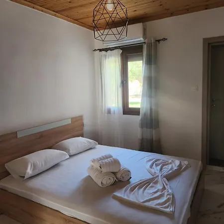 Skioni Garden Casa Nyaraló Néa Szkióni